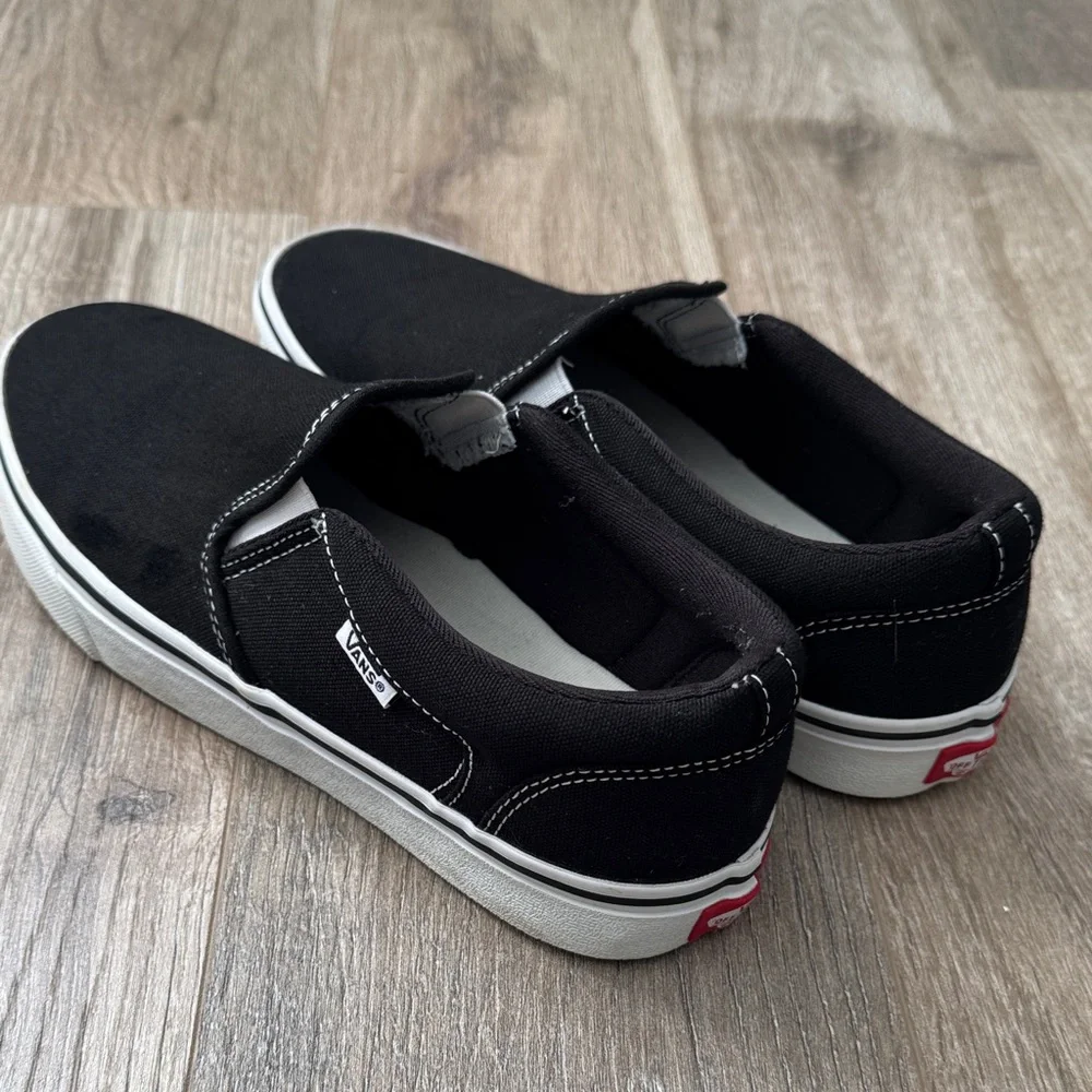 Vans Men's Black and White Asher Slip-On Shoes Size 8.5